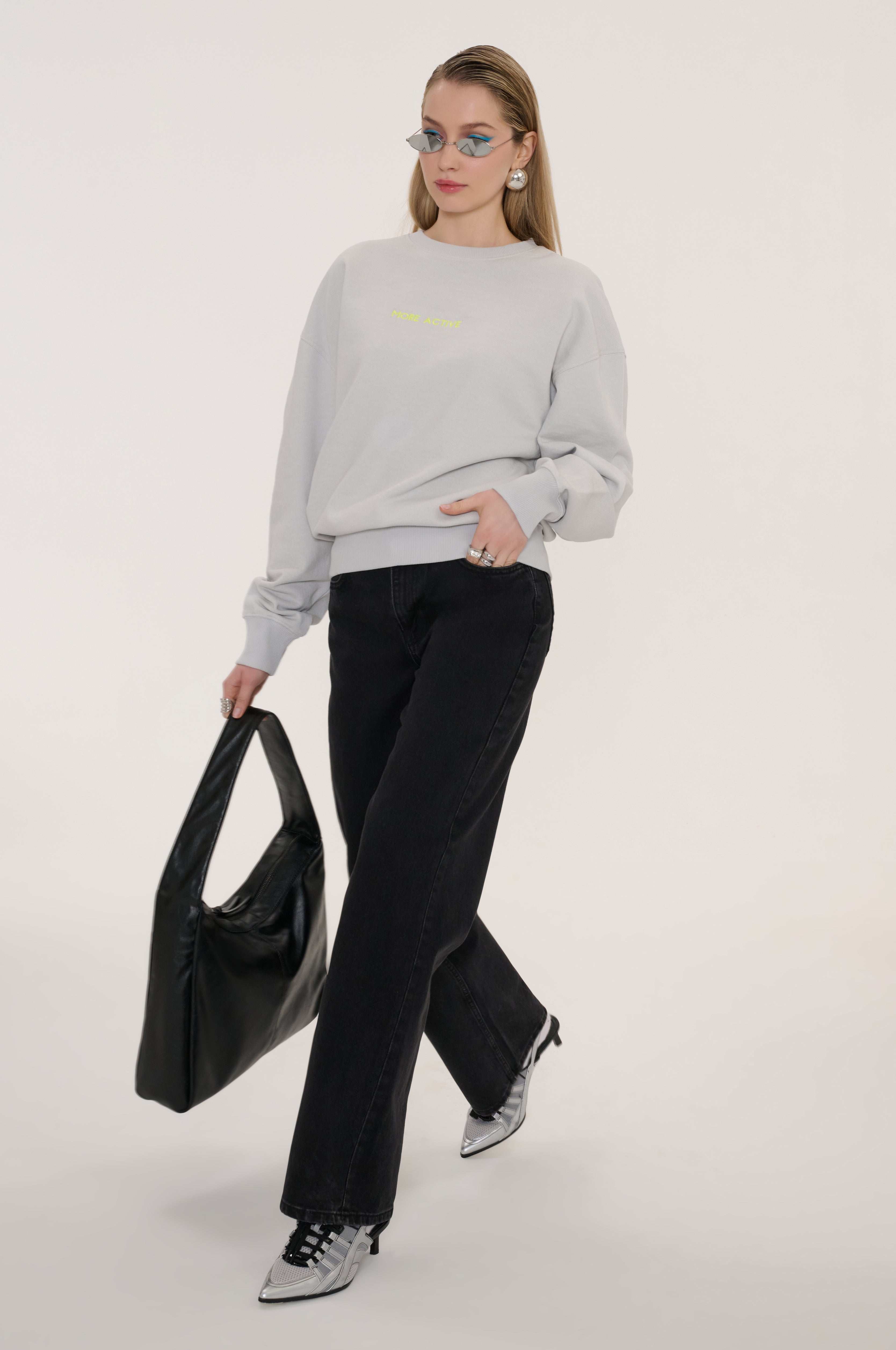 Laila Graphic Sweatshirt